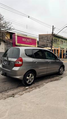 HONDA FIT 1.4 LXL 8V FLEX 4P MANUAL HONDA FIT 1.4 LXL 8V FLEX 4P MANUAL